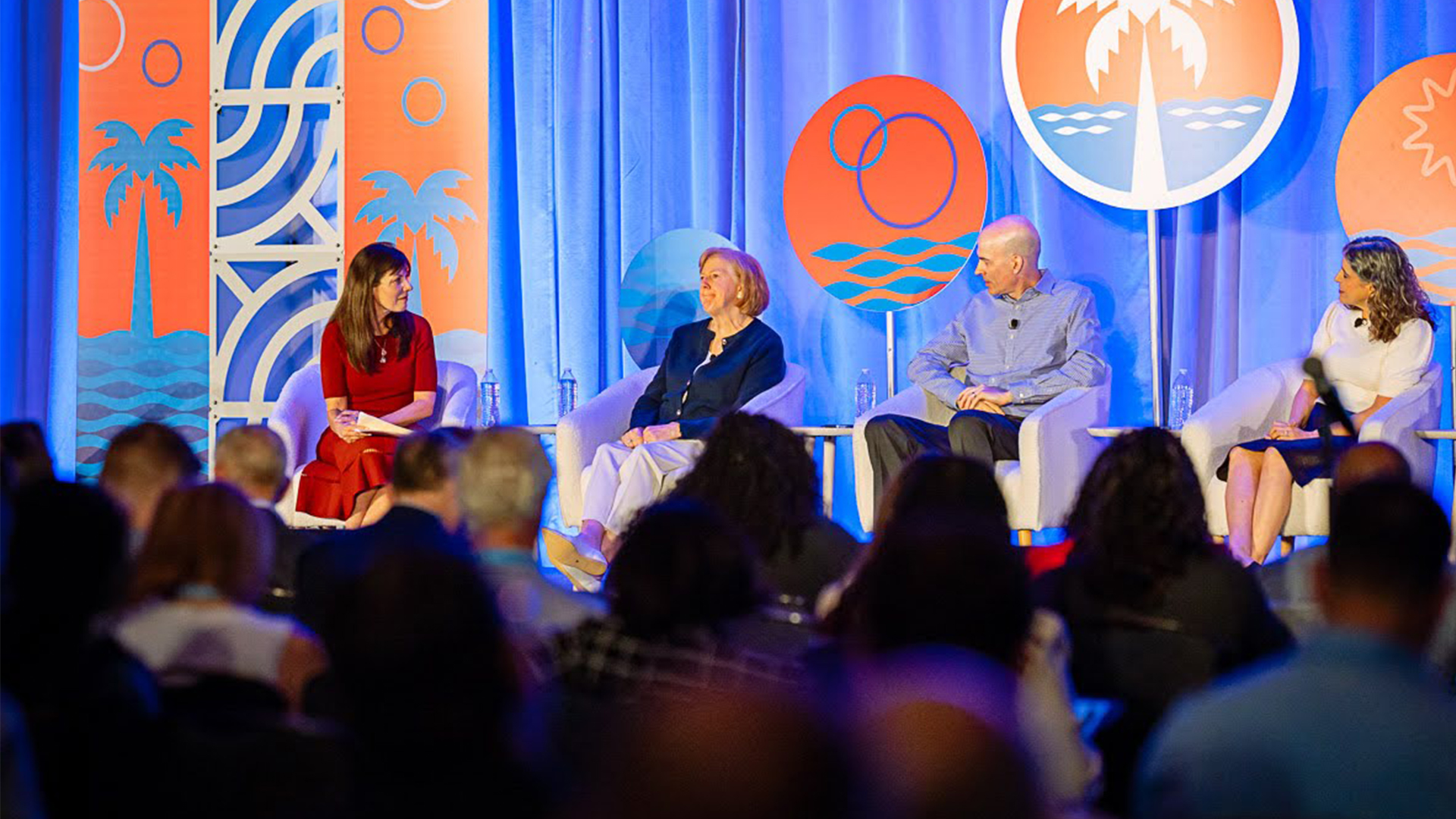 Jean Chatzky interviews a panel of clients about their retirement income planning preferences at Horizons 2026. 