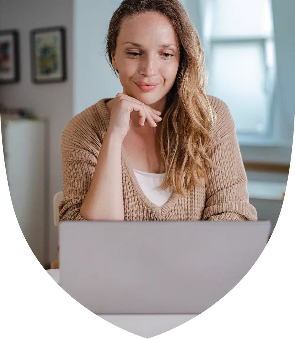 Female student browsing her Knowledge Hub plus subscription online